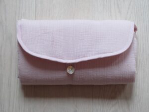 Pois.Plume Portable changing pad rose pale