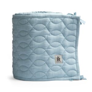 Quiltet sengerand fra Sebra - powder blue