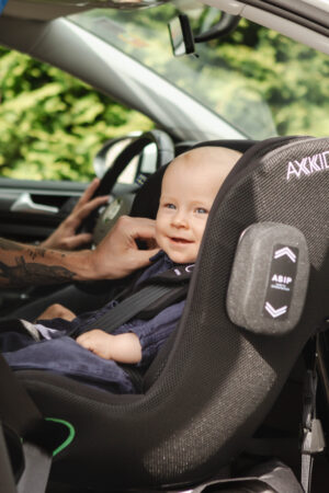 Axkid movekid - farver Tar Black (sort)