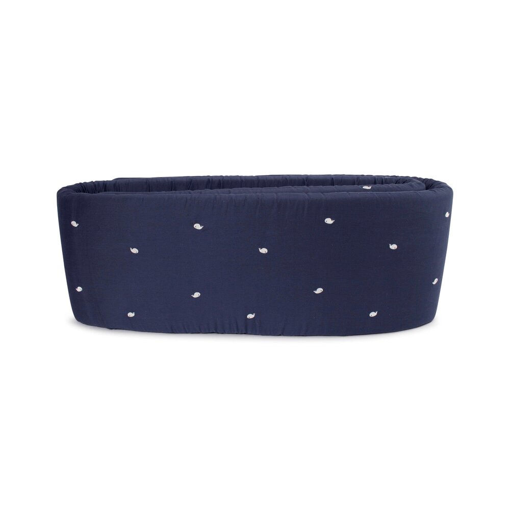 Sengerand - Midnight og broderet Chr. Hval Sengerand - Midnight og broderet Chr. Hval