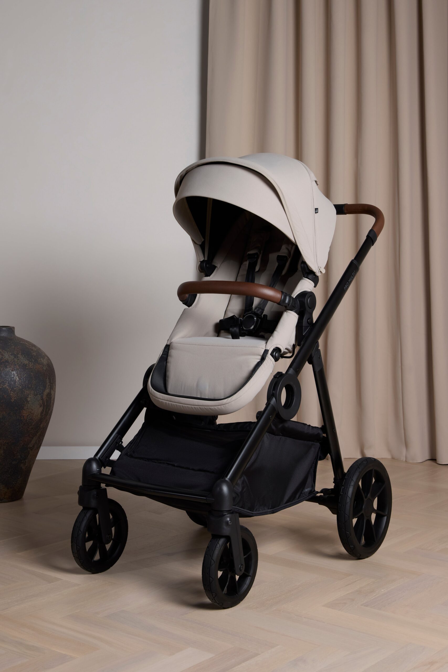 Beemoo Pro Multi 2 Klapvogn, Latte Beige Beemoo Pro Multi 2 Klapvogn, Latte Beige
